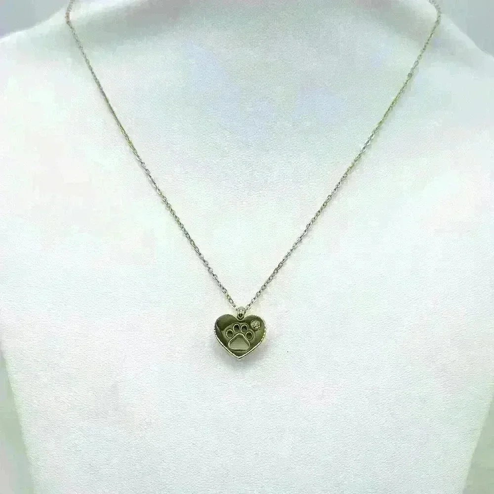 Heart Paw Print Pendant Necklace in yellow Gold